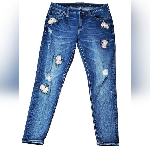 Miss Me Denim - Miss Me Capri Jeans with Green & Pink Applicae Roses
